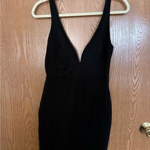 Elegant Black Sleeveless Dress